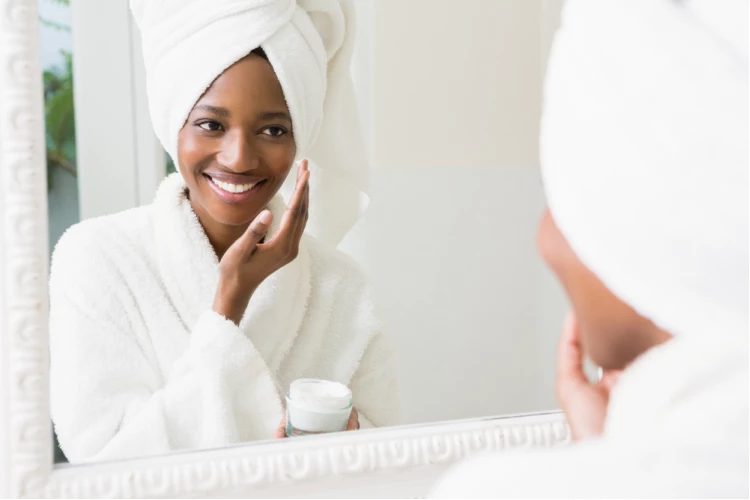 Dicas de cuidados para pele negra Dicas de cuidados para pele negra